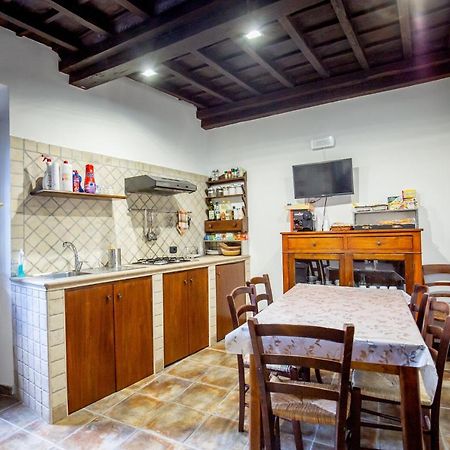 Antica Dimora Della Chiesa Apartment Olevano Romano Bagian luar foto