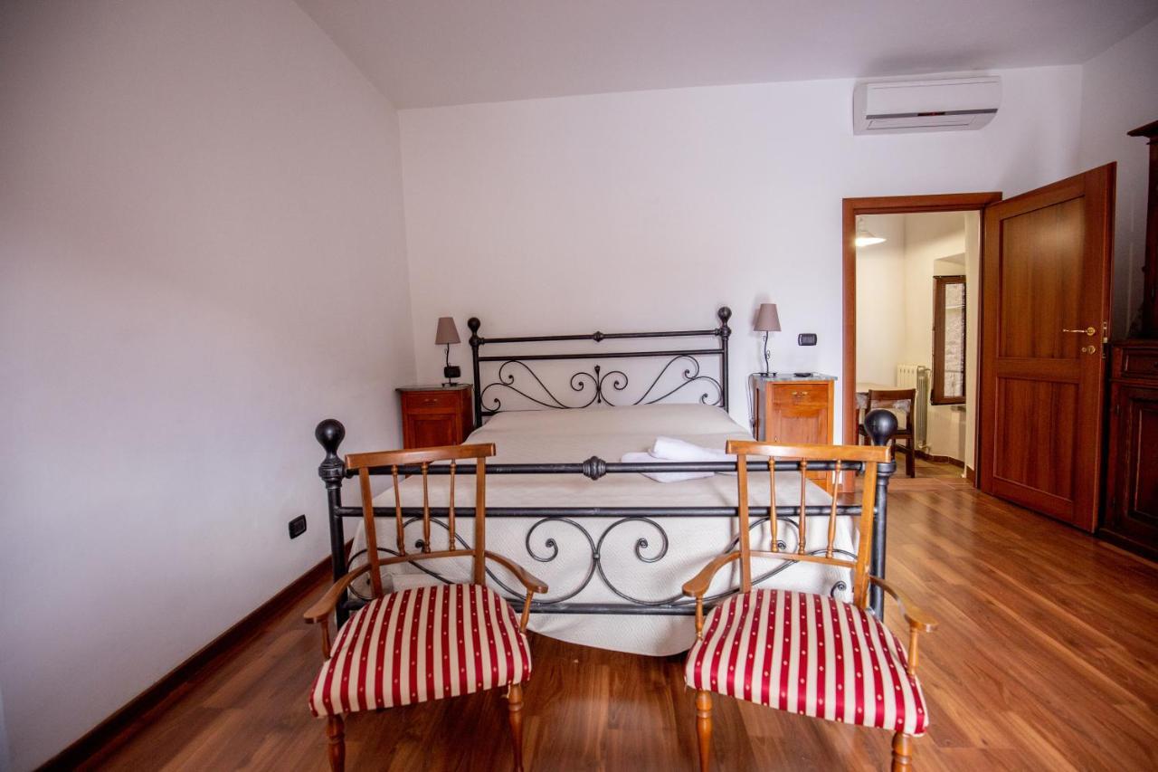 Antica Dimora Della Chiesa Apartment Olevano Romano Bagian luar foto