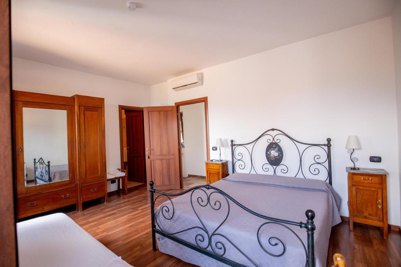 Antica Dimora Della Chiesa Apartment Olevano Romano Bagian luar foto