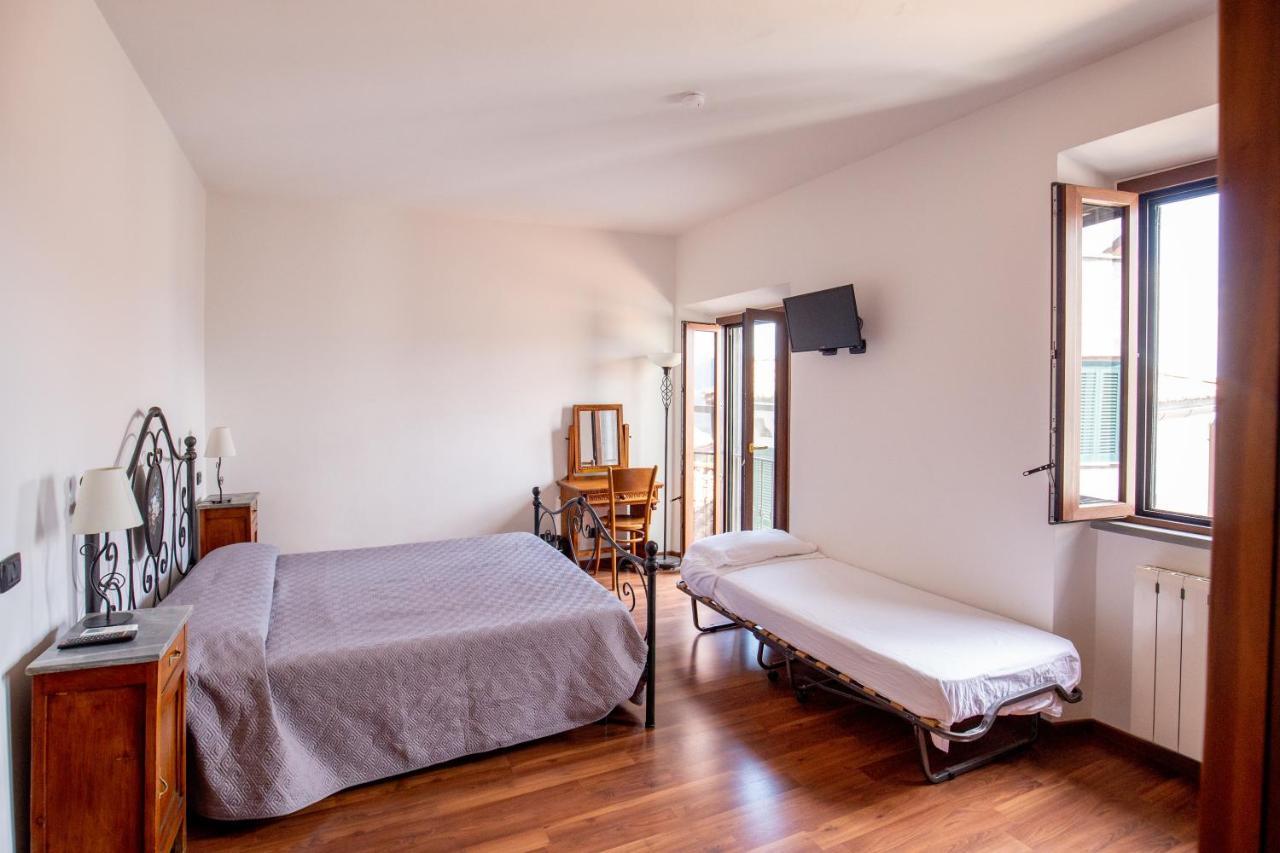 Antica Dimora Della Chiesa Apartment Olevano Romano Bagian luar foto